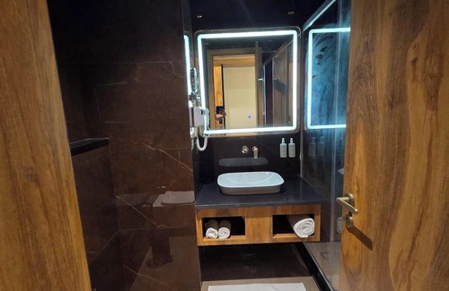 BHEL Township Hotel | Garden View Hotel And Spa