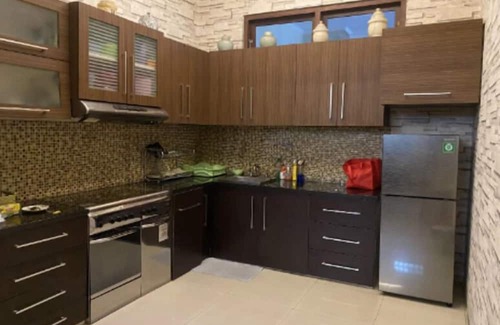 Laweyan House | Aldeoz Villa Ndalem Marwatan Solo