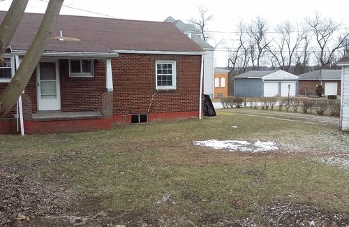 Aliquippa Apartment | House can sleep 8 or more people