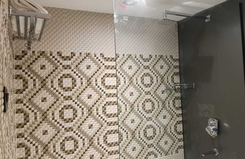 Bahadrabad Hotel | MOHANS INN