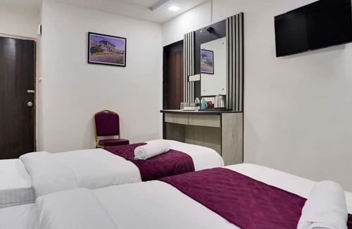 Pune Hotel | Hotel Orchard Park