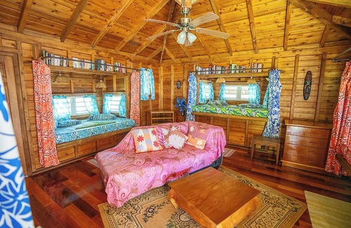 Ha'apiti House | Fare Mahana