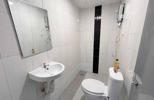 Kemayan Square Hotel | OYO 91133 HOTEL KPJ
