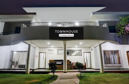 Khandala House | Luxury Stays at Khandala With Hill View