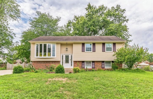 Centreville House | Spacious Modern 3-bedroom house in charming Centreville with WiFi