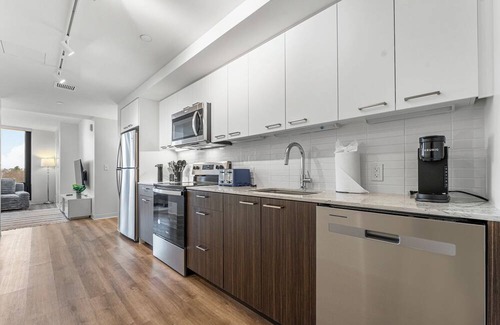 Lower Allston Apartment | Luxury Studio near Harvard 2368