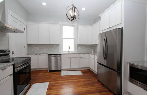 Woodward Heights House | Historic Home - Horses & Bourbon - AC and WiFi in lovely Downtown Lexington