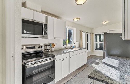 Camano Island House | Castaway Cove on Camano Island
