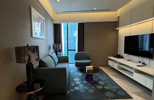 Golden Triangle Apartment | Spacious 3-bedroom apartment with WiFi, fitness room in amazing Kuala Lumpur
