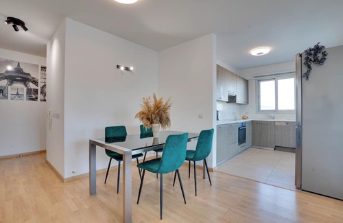 Ayios Dhometios Apartment | This apartment is a 3 bedroom(s), 2.5 bathrooms, located in Agiou Georgiou, Nicosia.