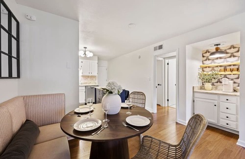 Palmetto Dunes Apartment | 2BR 2 Min to Beach Pool Tennis King Bed