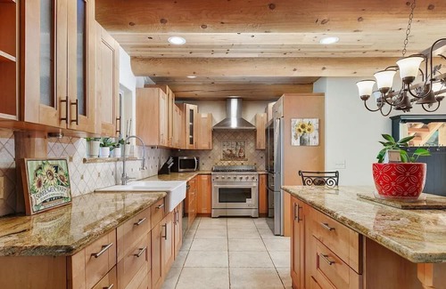 Paso Robles Cabin | 4-bedroom cabin at Lake Nacimiento in Running Deer Ranch