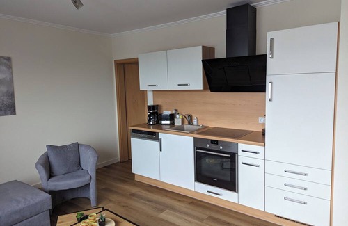 Hildfeld Apartment | "Relax in a heath village: cozy vacation apartment with a view of the mountains!"