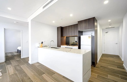 Liverpool Apartment | Liverpool Brand new 2 Bedroom APT View & Parking
