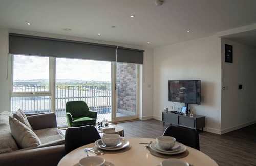Gascoigne Apartment | Luxora - luxury 2 bedroom property