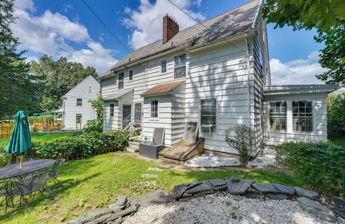 Newburgh House | Colorful Home ~ 1 Mi to Hudson River!