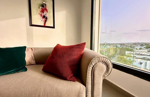 Boulevard de la Corniche Apartment | Luxury 2-bedroom apartment with WiFi, AC with Amazing View