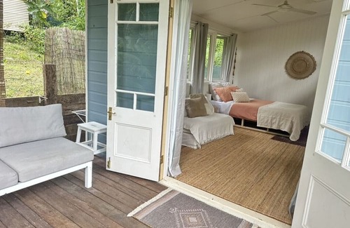 Currumbin Valley Cabin | Cabin the Near the Sea