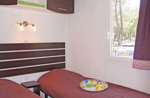 Canet-de-Salars House | Camping 4 étoiles - Parc aquatique - ccaaaag