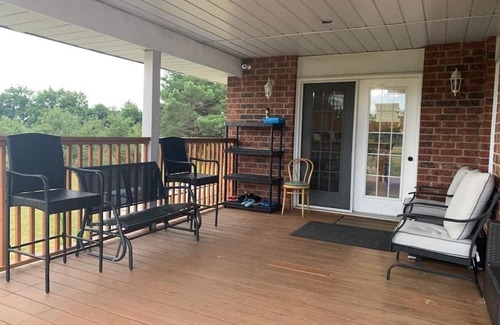 Colborne Cottage | Charming 5-bedroom cottage in enchanting Colborne
