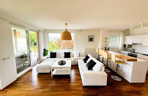 Augsdorf Apartment | 2 Bedroom Apartment, Terrace, private lake access