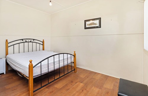 Shoalhaven Heads House | River Road Cottage, Shoalhaven Heads. Early check in, late check out !