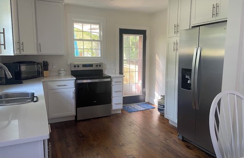 Clarksville House | Cozy 2-bedroom house in fantastic Clarksville , 25 minutes from Ft. Campbell