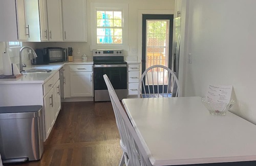 Clarksville House | Cozy 2-bedroom house in fantastic Clarksville , 25 minutes from Ft. Campbell