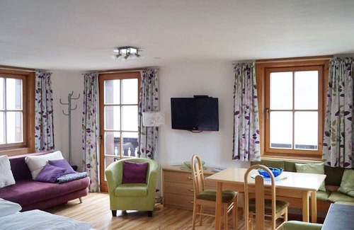 Unterach am Attersee Apartment | Basic garden apartment - Seehaus Unterach