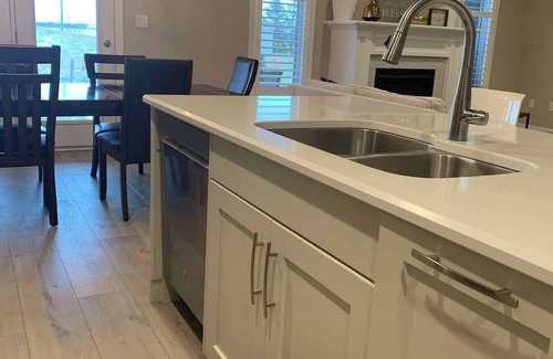 Plympton-Wyoming House | This house is a 4 bedroom(s), 2 bathrooms, located in Plympton - Wyoming, ON.