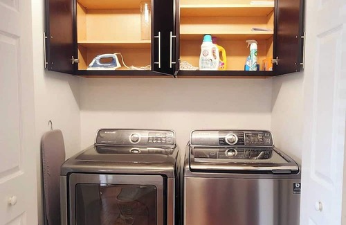 Suwanee House | 2 bedroom chic private loft in Suwanee