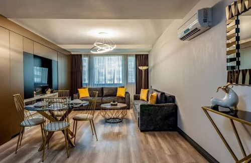 Sisli Apartment | A Palace Suites - One-Bedroom Suite