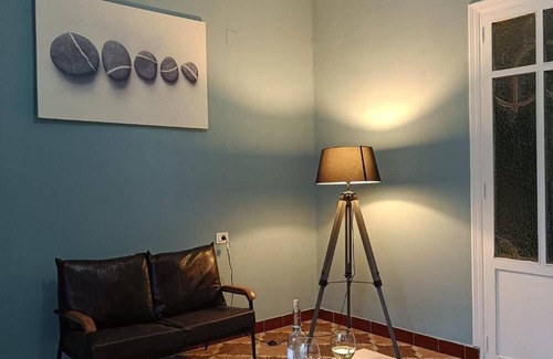 Onda House | Holiday Home 'Almudi' with Private Terrace, Balcony and Wi-Fi