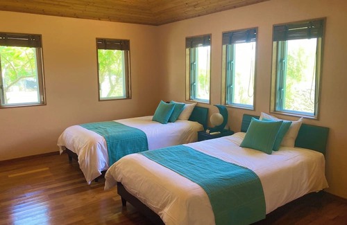 Miyara House | Spacious villa 1 minute walk to private beach / Ishigaki Okinawa