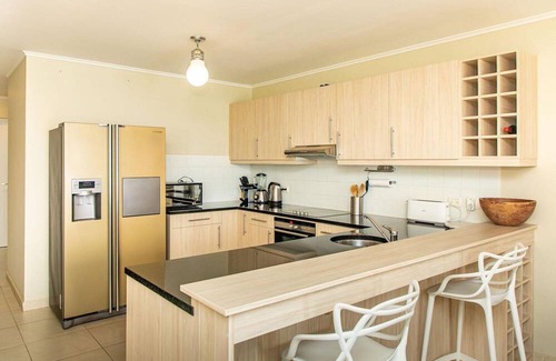 Playa House | Aqua View Apartment - A modern 2-bedroom apartment in the heart of Kralendijk.