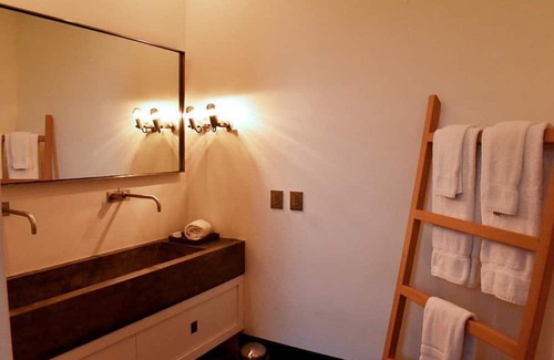 Belnem House | Piet Boon Villa Nos Shelu - 2-6 persons.