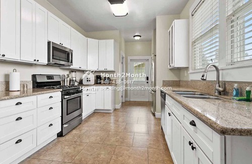 Downtown Riverside House | Citrus Haven Residences on Orange St #41988