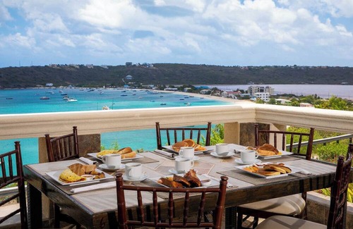 The Valley Condo | Book Now! Affordable Condo with ocean view! Restaurant and daily housekeeping
