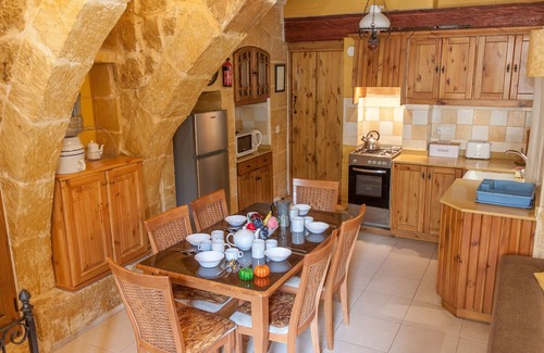 San Lawrenz Villa | Gozitan Farmhouse with Pool - PP 4