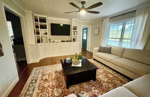 Christiansburg House | Charming 3-bedroom house in Christiansburg with WiFi, AC