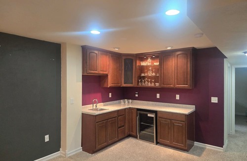 De Pere House | Spacious 4-bedroom home with fitness room & WiFi, within 20 minutes of Lambeau!