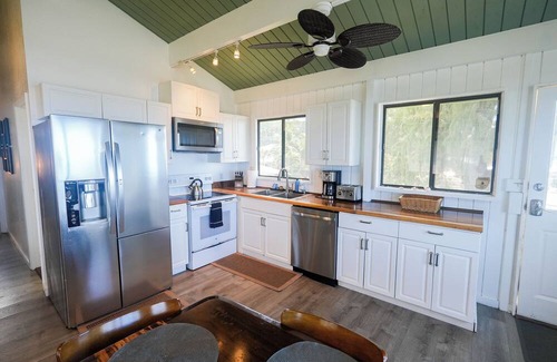Pupukea House | Oceanfront 4-bed 3-bath house near Sharks Cove