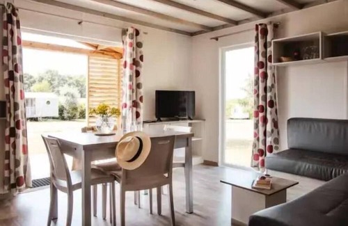 Saint-Julien-des-Landes Ski Chalet | Village de la Guyonnière * - CHALET 36m² 4 people