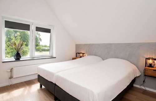 Hensbroek House | Beautiful holiday home near Alkmaar