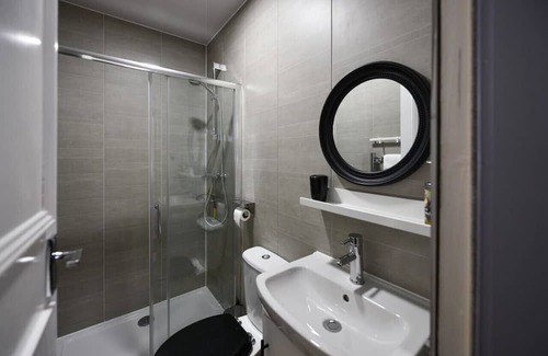 Troon Apartment | Central Troon Seaside Retreat
