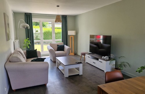 Fontenay-le-Pesnel House | Maison Rénovée Zone Débarquement Normandie. À 100m D'un Étang. Animaux Acceptés