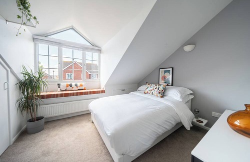 Exmouth House | Quaint Cottage Retreat Near Beach -The Cosy Corner
