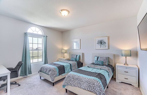 Odessa House | Spacious Odessa Townhome - 6 Mi to City Center