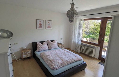 Oberlengenhardt Apartment | Ferienwohnung Wiesenblümle mit Terrasse, Garten & Naturnähe, 2-4 Personen, 54qm