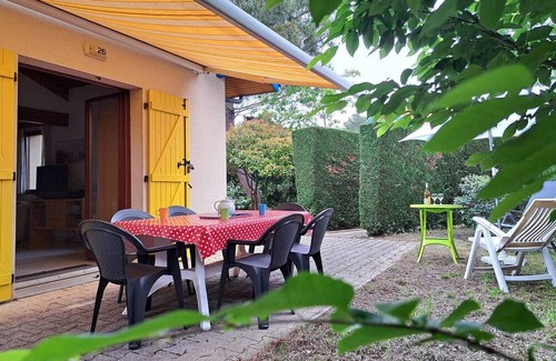 Saint-Julien-en-Born House | 3-room house with swimming pool in Village Océlandes